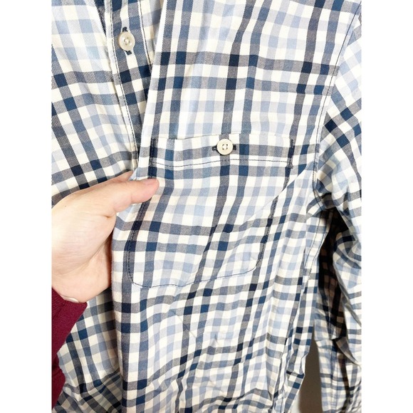 The North Face Plaid Button Up Size M - Picture 3 of 5